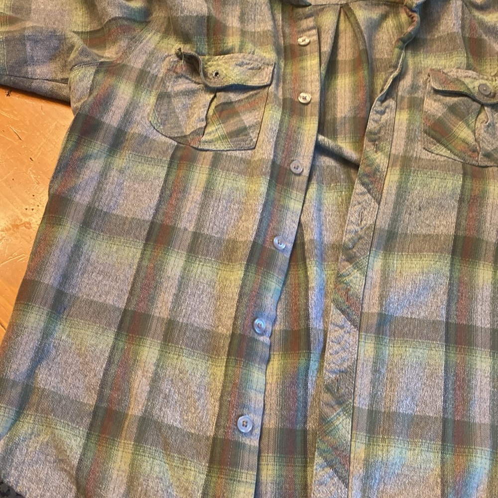 Oneill plaid button down - Picture 4 of 6